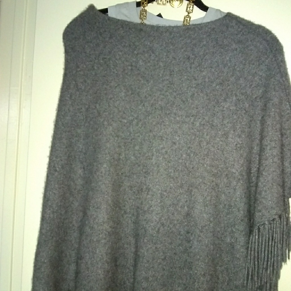 Cashmere grey poncho os